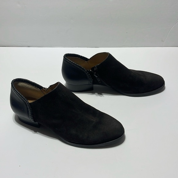 Jack Rogers booties brown suede front black back with zipper side Size 6.5 - Picture 1 of 9